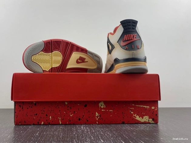One Kick JORDAN 4 